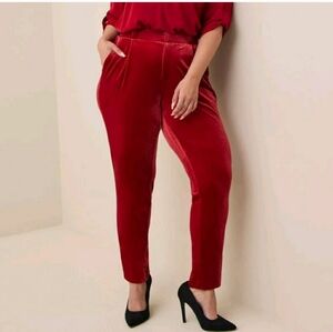 Plus Size 26 3x/4x Torrid New red Relaxed Taper Velvet High-Rise Pants